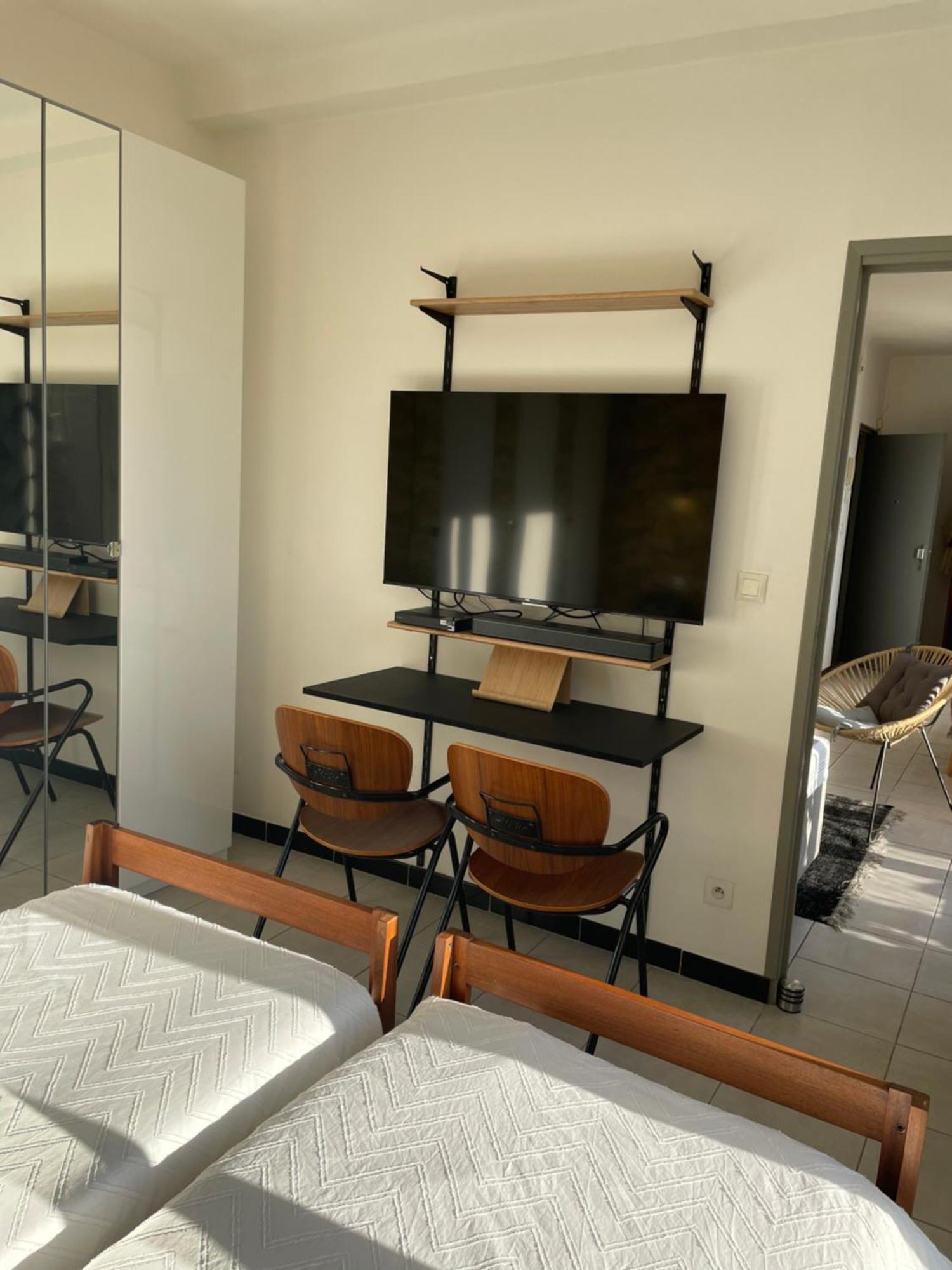 4 Personnes Appart 60 M2 Terrasse 35M2 Sejour Sud 2 Vraies Chambres Gare Saint-Charles Universite Marseille Exterior photo